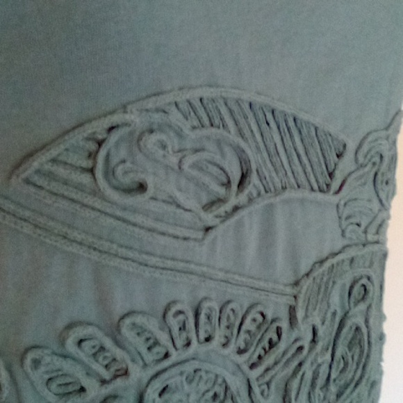 Authentic Burberry Knight detailed top - Picture 5 of 12